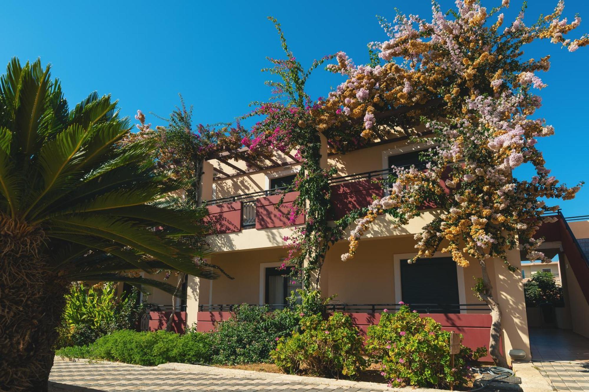 Kambos Village Agia Marina Esterno foto